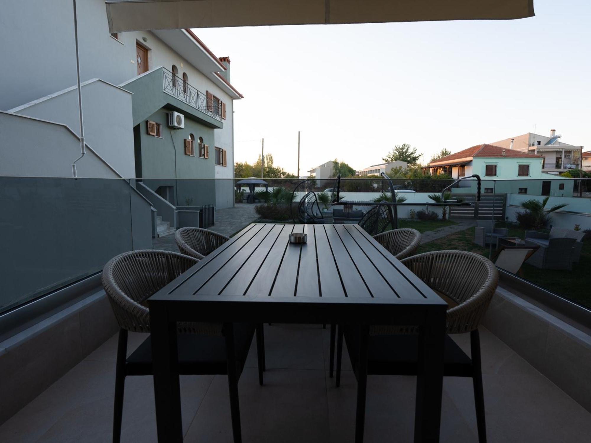 Antony'S Luxury Apartments Nikiti  Buitenkant foto