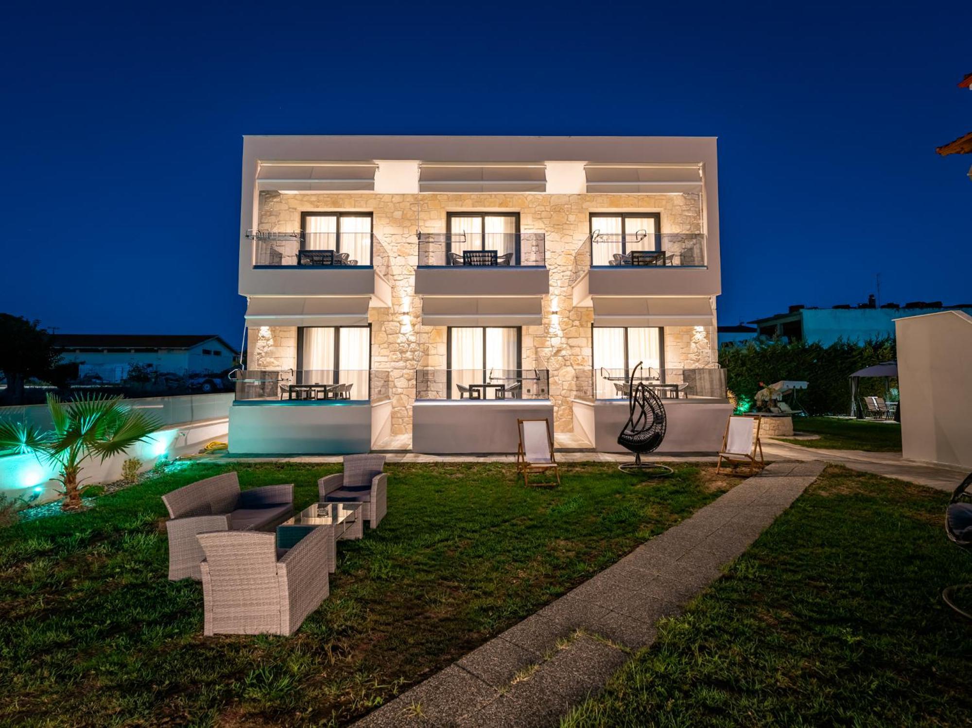 Antony'S Luxury Apartments Nikiti  Buitenkant foto