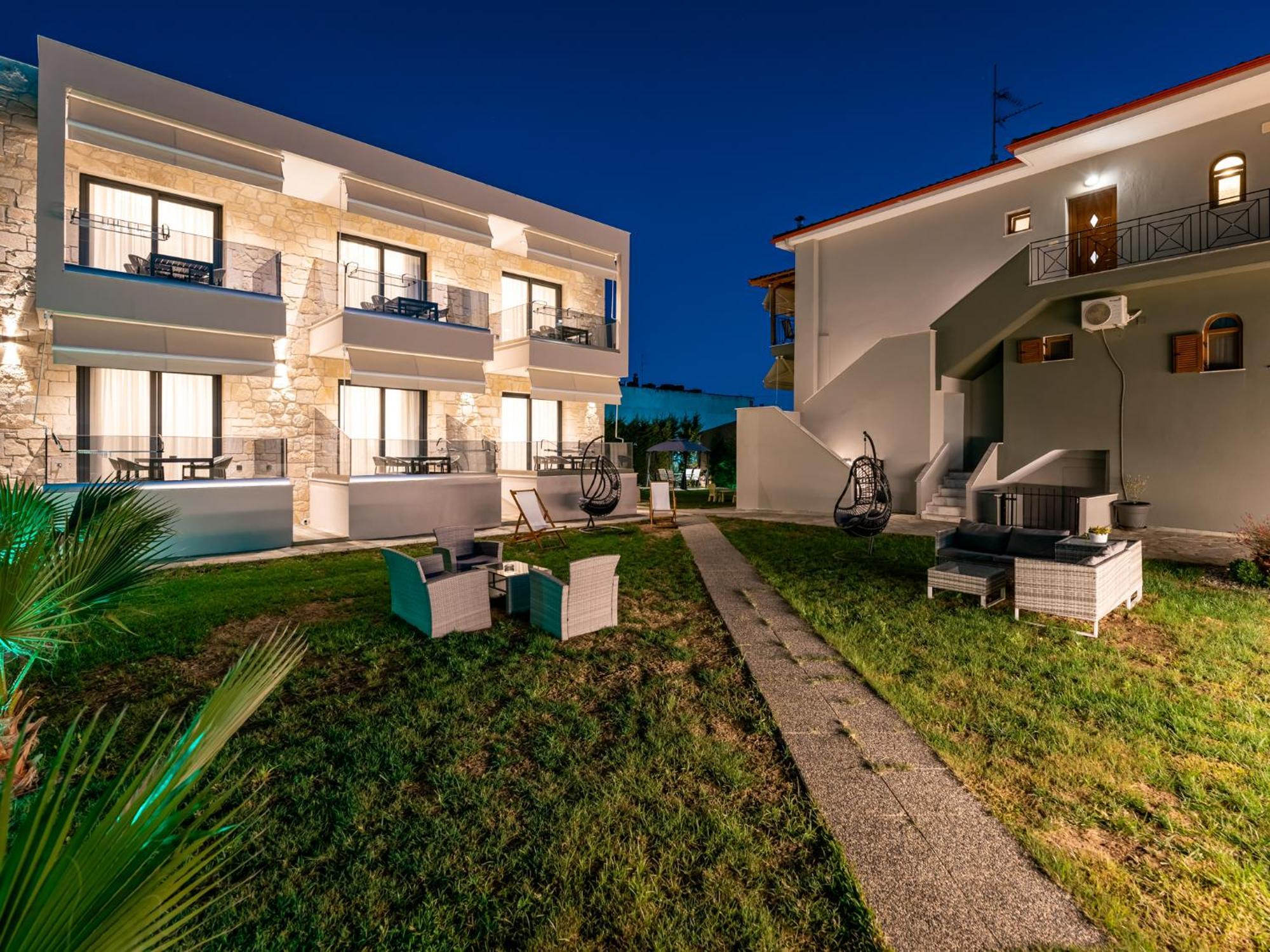 Antony'S Luxury Apartments Nikiti  Buitenkant foto