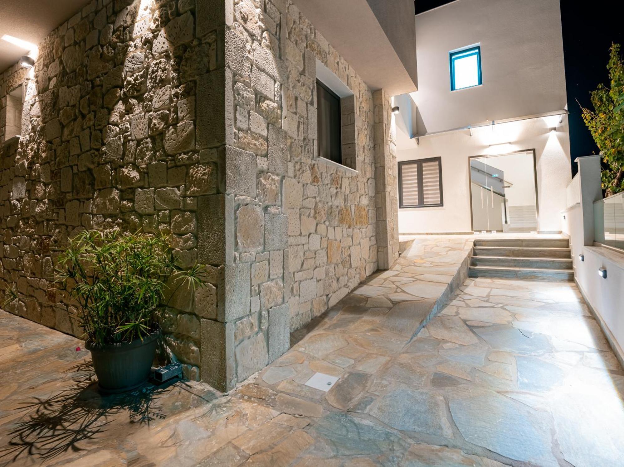 Antony'S Luxury Apartments Nikiti  Buitenkant foto