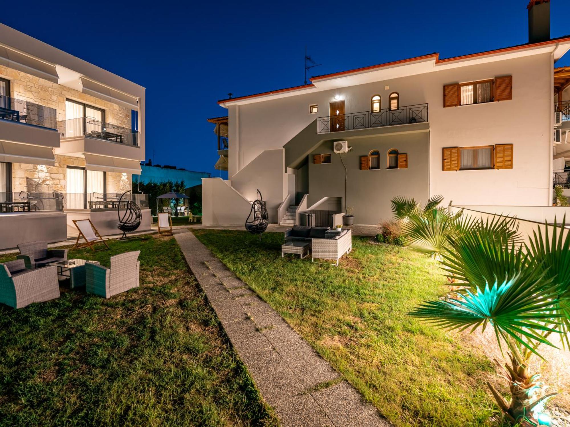 Antony'S Luxury Apartments Nikiti  Buitenkant foto