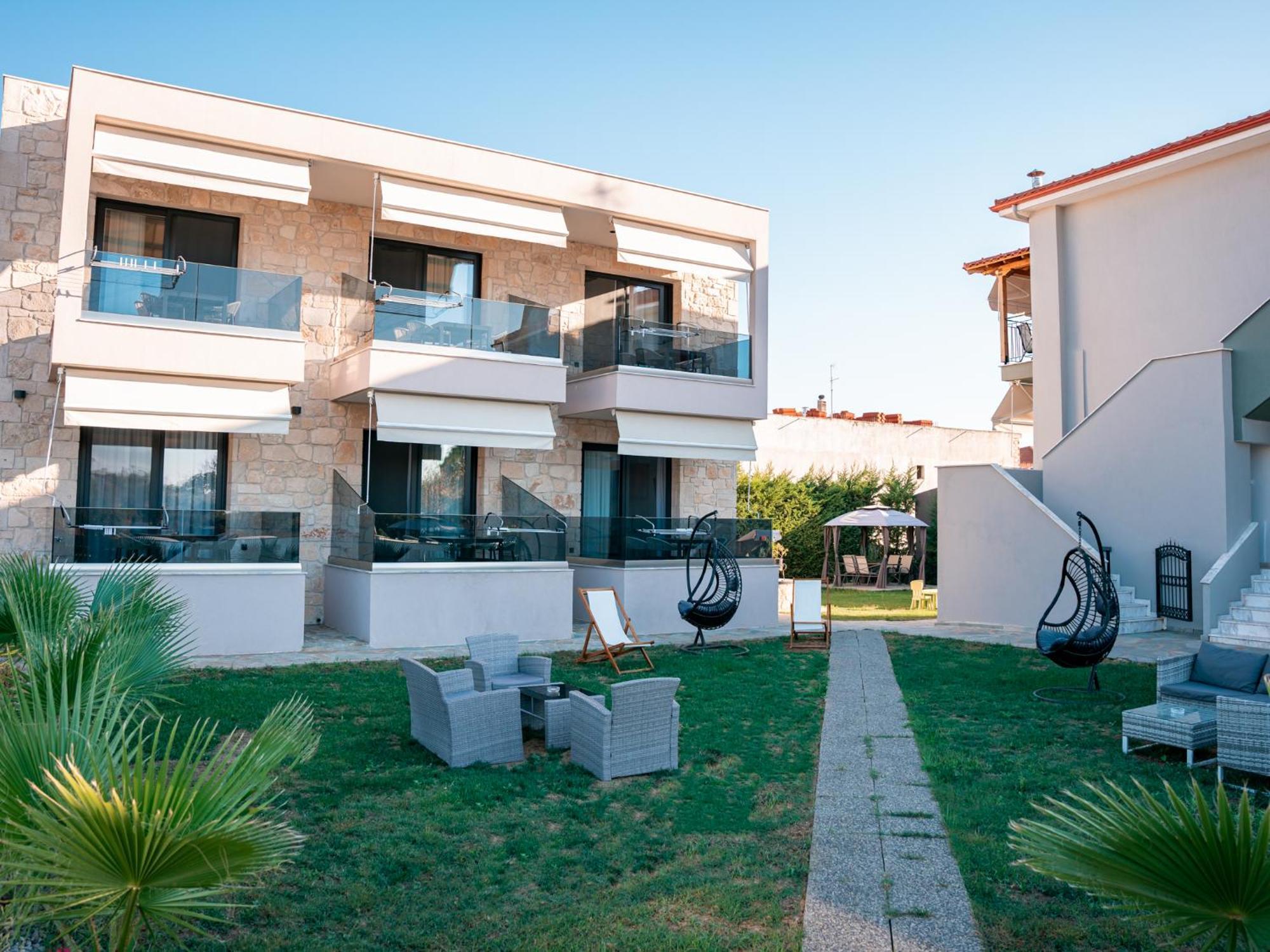 Antony'S Luxury Apartments Nikiti  Buitenkant foto