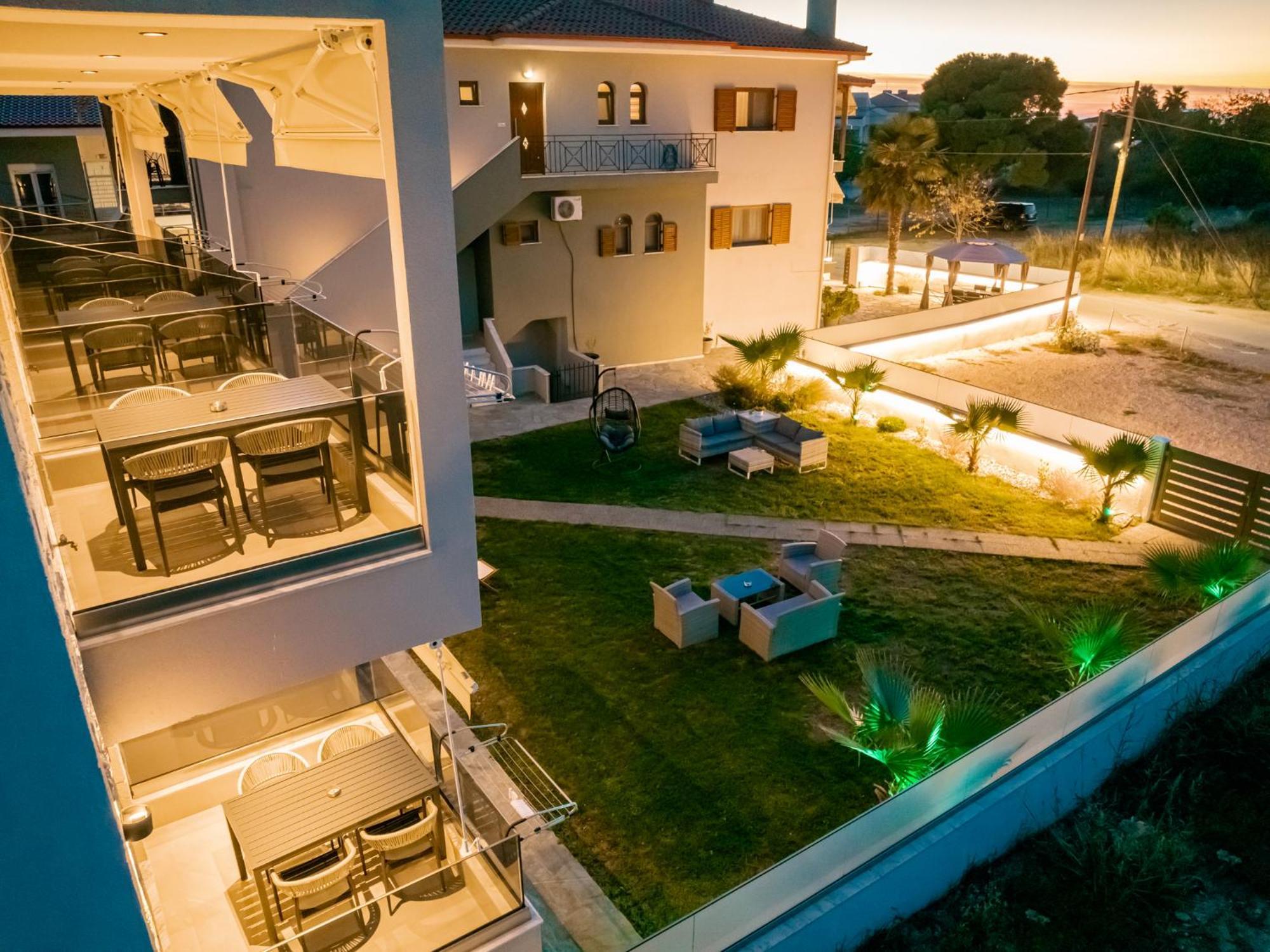 Antony'S Luxury Apartments Nikiti  Buitenkant foto