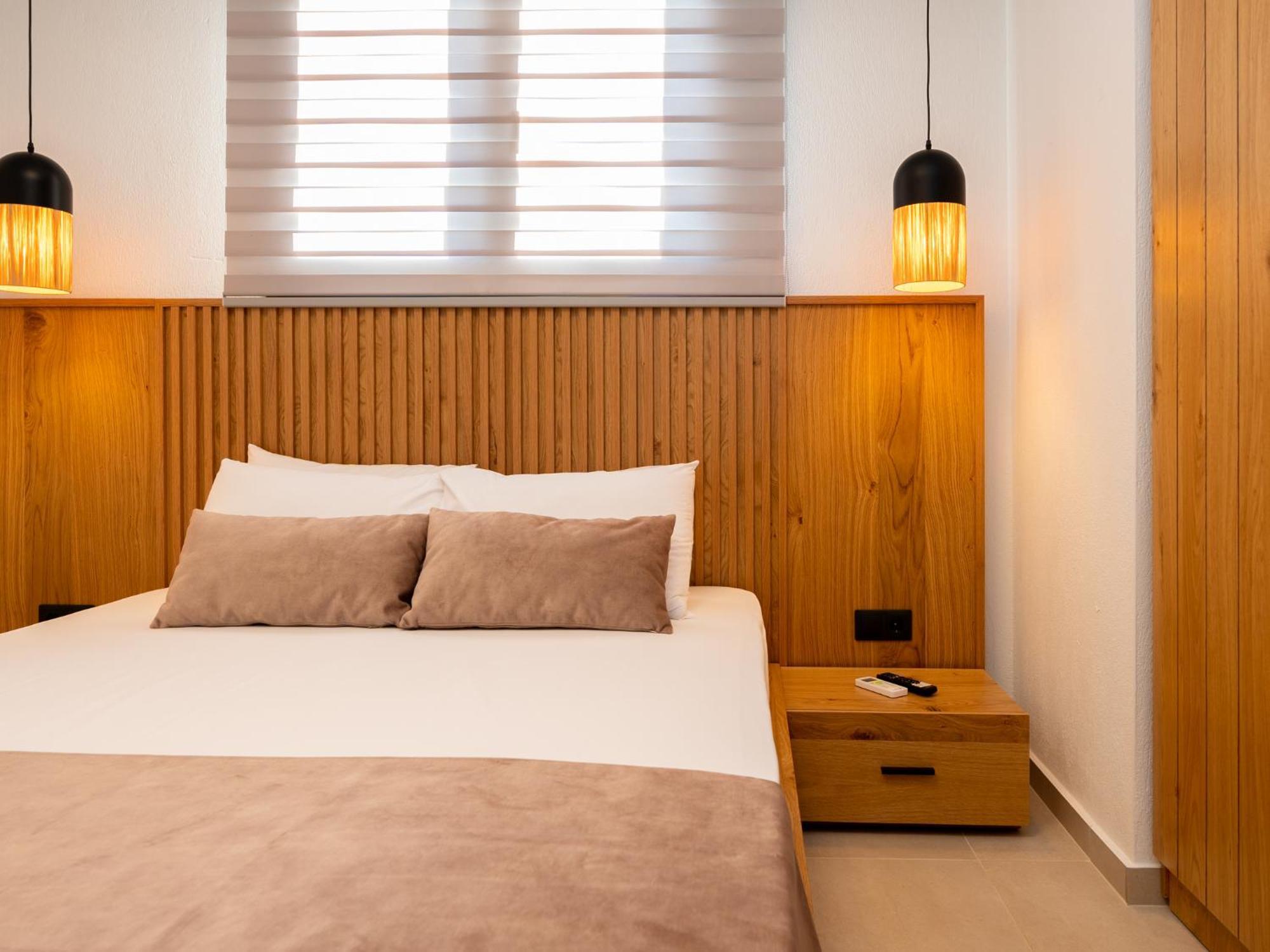 Antony'S Luxury Apartments Nikiti  Buitenkant foto