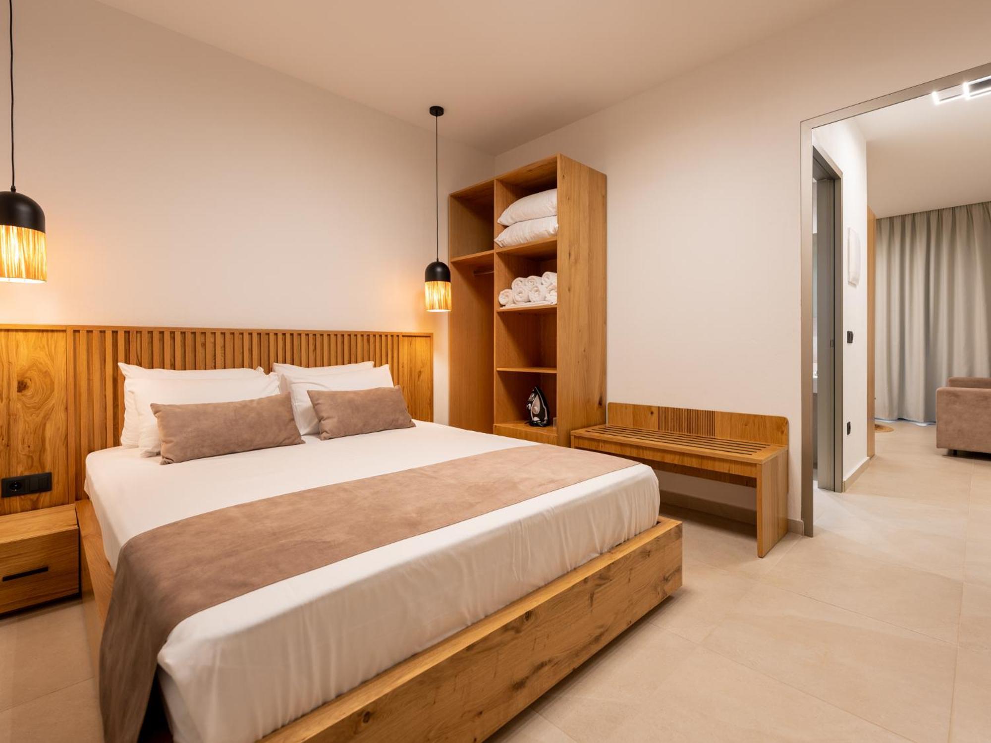 Antony'S Luxury Apartments Nikiti  Buitenkant foto