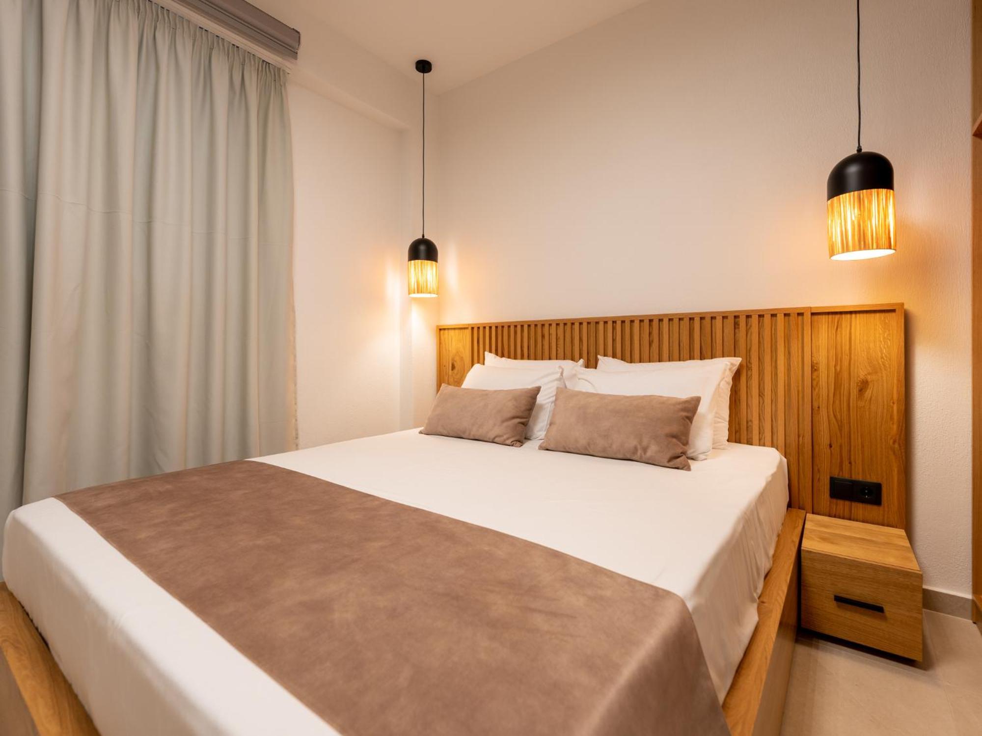 Antony'S Luxury Apartments Nikiti  Buitenkant foto